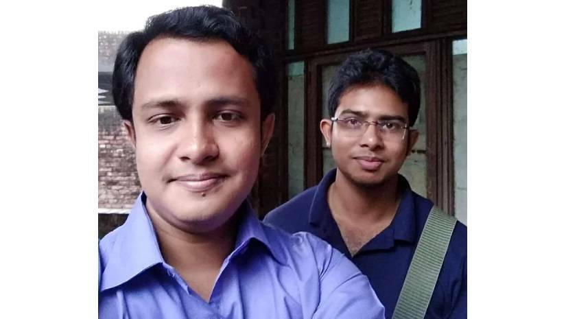 বাকৃবির সমাবর্তনে স্বর্ণপদকপ্রাপ্ত দুই ভাই আরিফ সাদিক ও আরিফ সাকিল