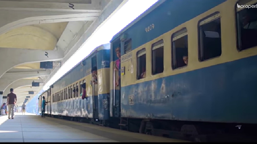 রেল স্টেশন