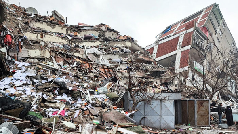 ভূমিকম্পে তুরস্ক ও সিরিয়ায় নিহত ৪৪ হাজারের কাছাকাছি