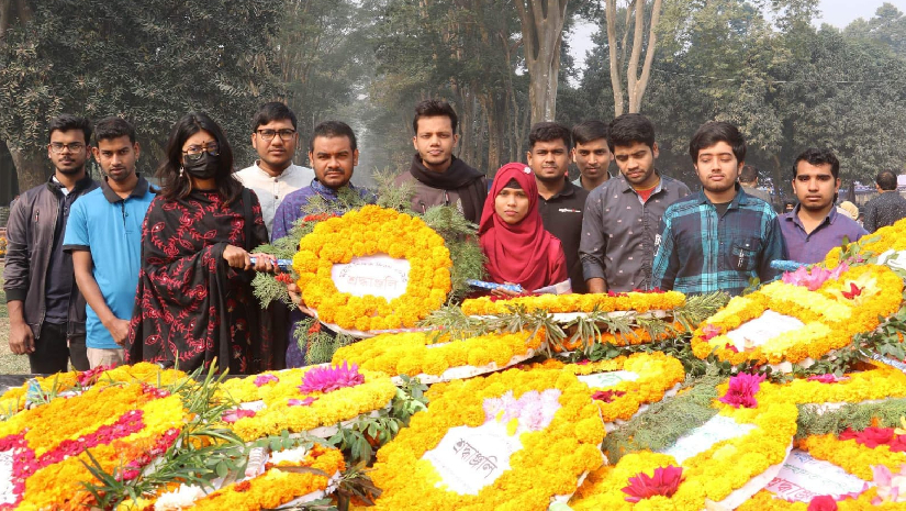 শহীদ জোহার সমাধিতে পুষ্পস্তবক অর্পণ করা হয়।