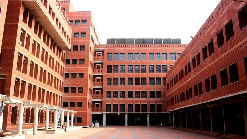 ইস্ট ওয়েস্ট ইউনিভার্সিটি