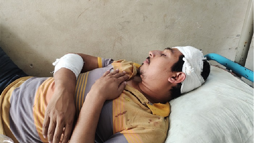 সংঘর্ষের ঘটনায় আহত এক ছাত্রলীগ কর্মী