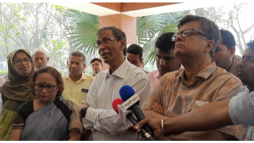 ছাত্রত্ব শেষ হওয়া শিক্ষার্থীদের হল ছাড়ার নির্দেশ দিয়েছেন জাবি উপাচার্য