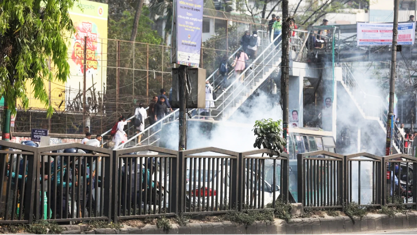 ঢাকা কলেজ, সিটি কলেজ ও আইডিয়াল কলেজ শিক্ষার্থীদের মধ্যে ব্যাপক সংঘর্ষের ঘটনা ঘটেছে