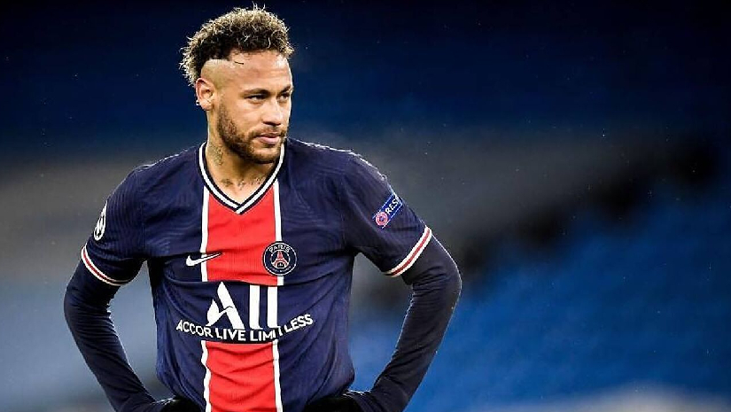 চলতি মৌসুমে আর খেলতে পারবেন না নেইমার