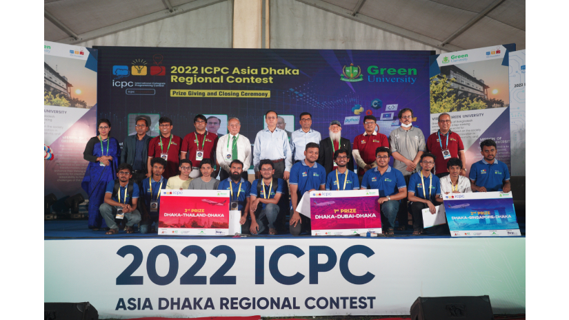 চ্যাম্পিয়ন ঢাবির ‘ডিইউ ক্রোনোস’ টিম