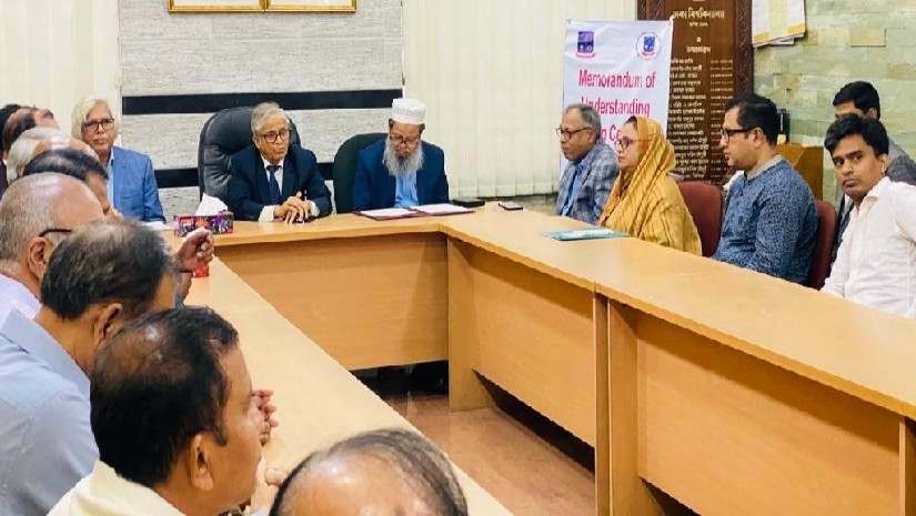 উপাচার্যের সাথে ঢাকা বিশ্ববিদ্যালয় অ্যালামনাই এসোসিয়েশন