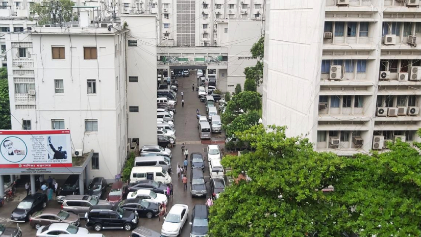 দেশে আলোচিত পাঁচ ‘স্যার’ বিতর্ক