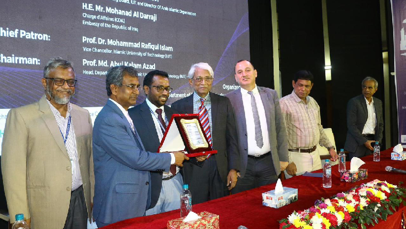 আইইউটির বিয়ন্ড দ্যা ম্যাট্রিক্সে স্কুল-কলেজ-বিশ্ববিদ্যালয়ের ১০০০ শিক্ষার্থী