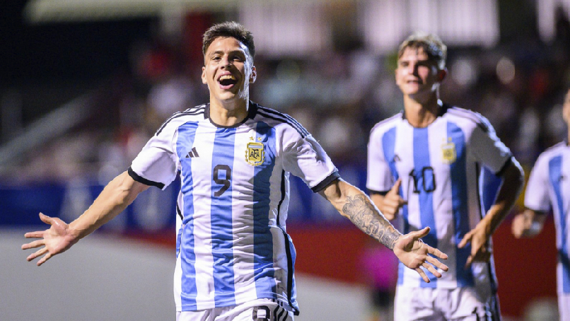 যোগ্যতা ছাড়াই আর্জেন্টিনাকে খেলার সুযোগ দিল ফিফা