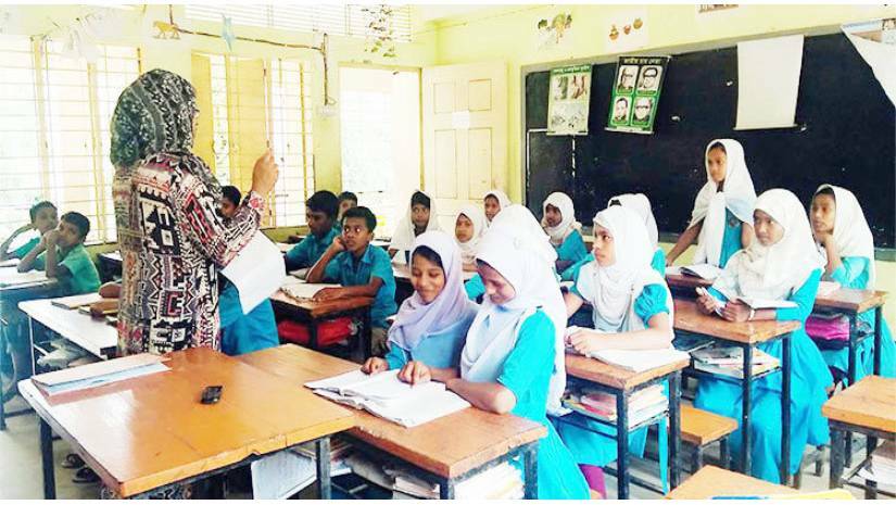 যোগদানের আড়াই মাসেও বেতন পাননি প্রাথমিকের ৩৭ হাজার শিক্ষক