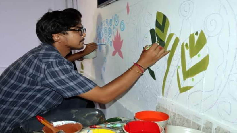 মঙ্গল শোভাযাত্রার এবারের মূল প্রতিপাদ্য ‘শান্তি ও সম্প্রীতি'। 