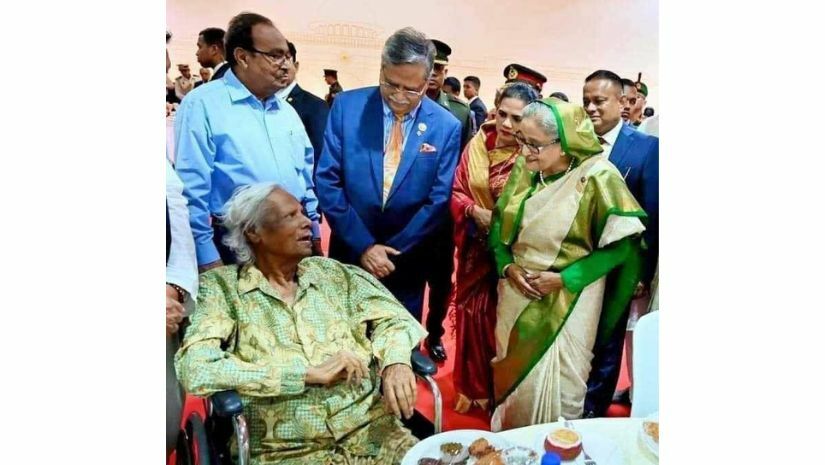 গত ২৬ মার্চ বিকেলে বঙ্গভবনে মহান স্বাধীনতা ও জাতীয় দিবস উদযাপন উপলক্ষে রাষ্ট্রীয় সংবর্ধনা অনুষ্ঠানে ডা. জাফরুল্লাহ। প্রকাশ্যে সর্বশেষ দেখা যায় তাকে।
