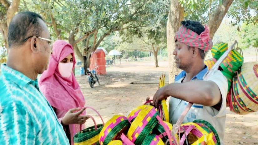 জাবির বন্ধ ক্যাম্পাসে বিবর্ণ বৈশাখ, ভাটা পড়েছে উৎসবে