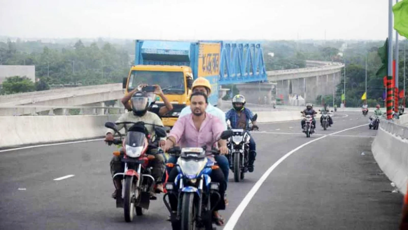 মূল সেতু নয়, সার্ভিস লেনে চলবে মোটরসাইকেল