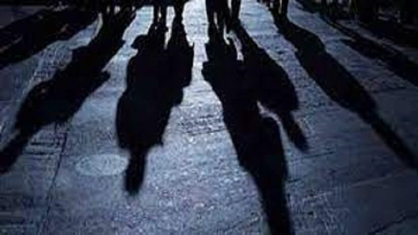 ডাকাতির শিকার হয়েছেন অতিরিক্ত পুলিশ সুপার