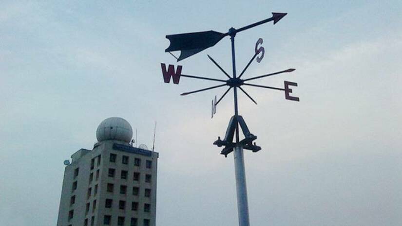 দুই অঞ্চলে ঝড়ের আভাস