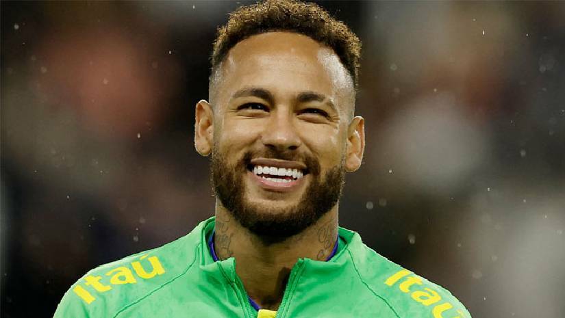 নেইমারকে নিতে মুখোমুখি ইংল্যান্ডের দুই জায়ান্ট