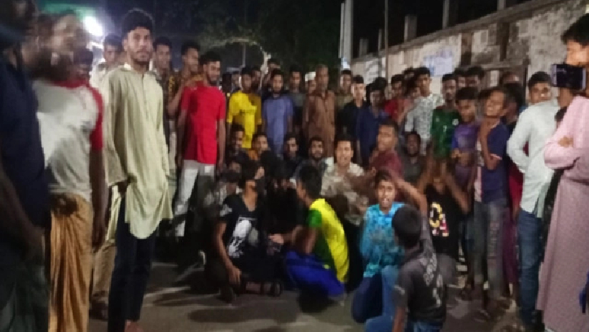 প্রবেশপত্র পেয়েছেন স্কুলের বারান্দায় পরীক্ষার রাত কাটানো শিক্ষার্থীরা