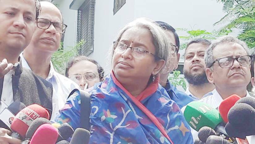 রাজধানীর বাড্ডা হাই স্কুল এসএসসি পরীক্ষা কেন্দ্র পরিদর্শনে শিক্ষামন্ত্রী
