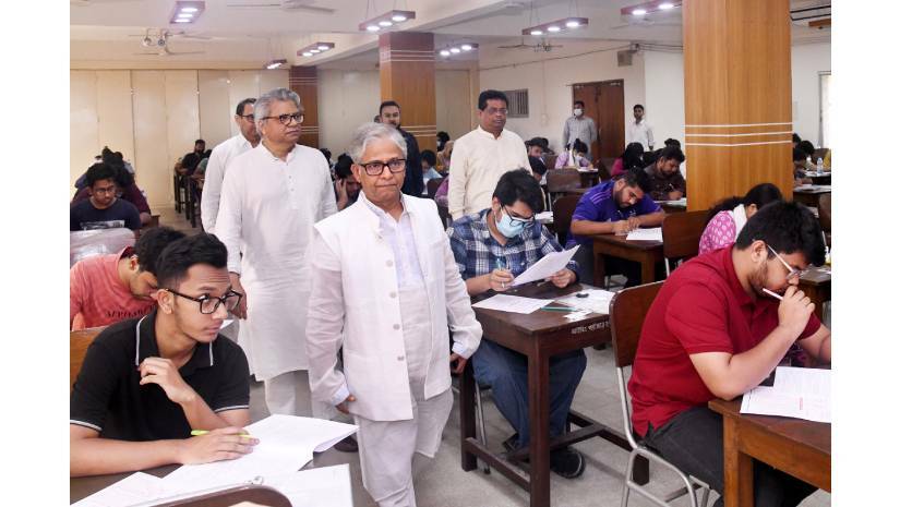 ভর্তি পরীক্ষা কেন্দ্র পরিদর্শন