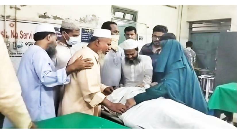 দাখিল পরীক্ষা কেন্দ্রেই মৃত্যুর কোলে ঢলে পড়লেন মাহমুদুল