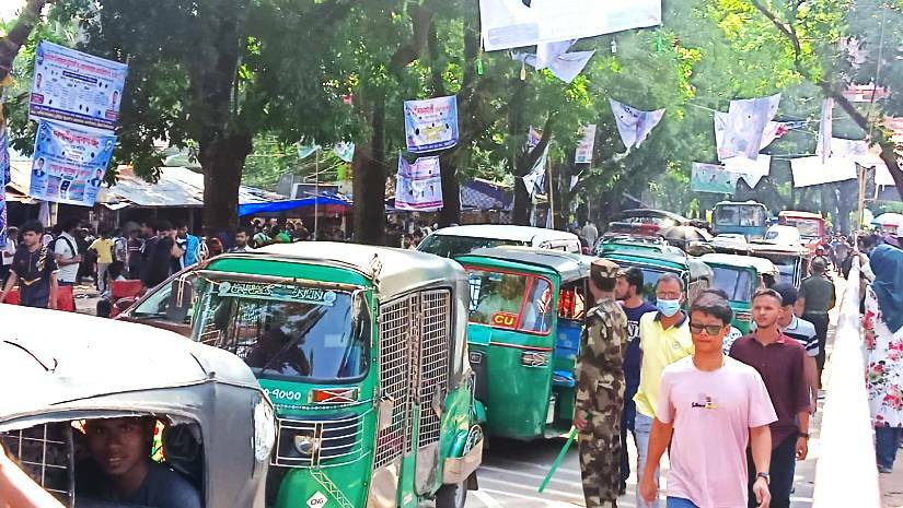 চট্টগ্রামে গ্যাস সংকট: বাড়তি ভাড়ায় বিপাকে চবি ভর্তিচ্ছুরা