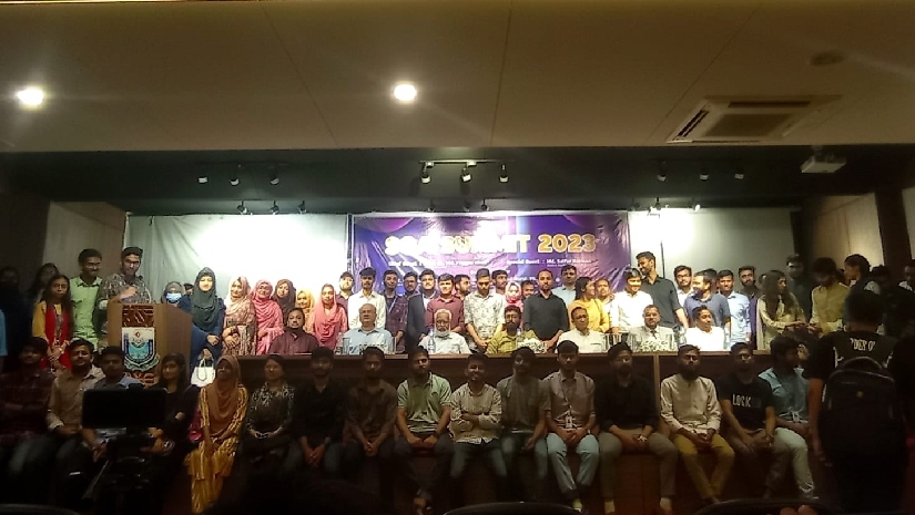 এসময় শিক্ষার্থীদের দক্ষতাবৃদ্ধি এবং মানসম্মত এসকিউএ ইন্জিনিয়ার হিসেবে গড়ে তোলার জন্য প্রয়োজন সকল পদক্ষেপ নেওয়ার বিষয়ে দৃঢ় প্রত্যয় ব্যক্ত করেন বক্তারা।