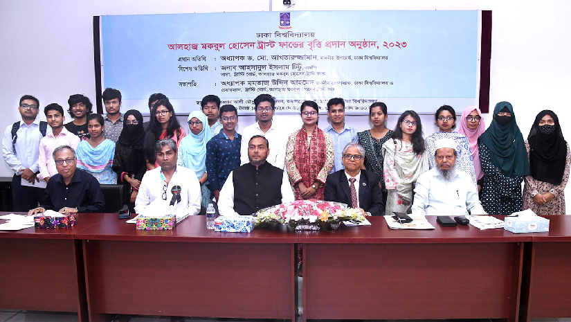 বৃত্তিপ্রাপ্ত শিক্ষার্থীরা