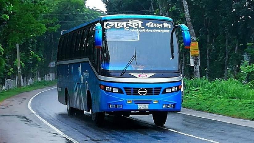 দুই বাসের প্রতিযোগিতায় প্রাণ গেল মাদ্রাসা ছাত্রীর