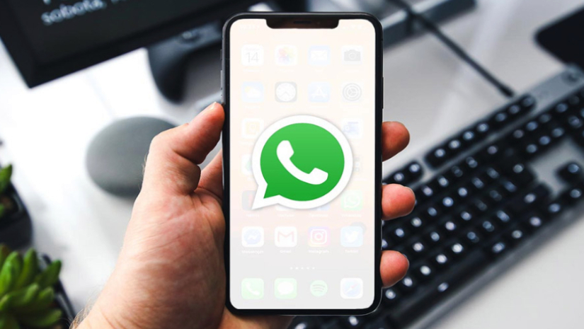 এবার একসঙ্গে চার ফোনে চলবে একই হোয়াটসঅ্যাপ