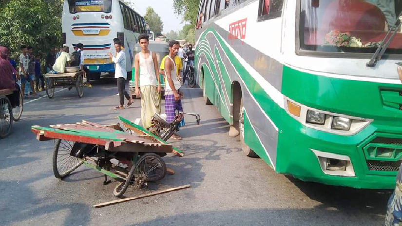 ক্ষতিগ্রস্ত ভ্যান