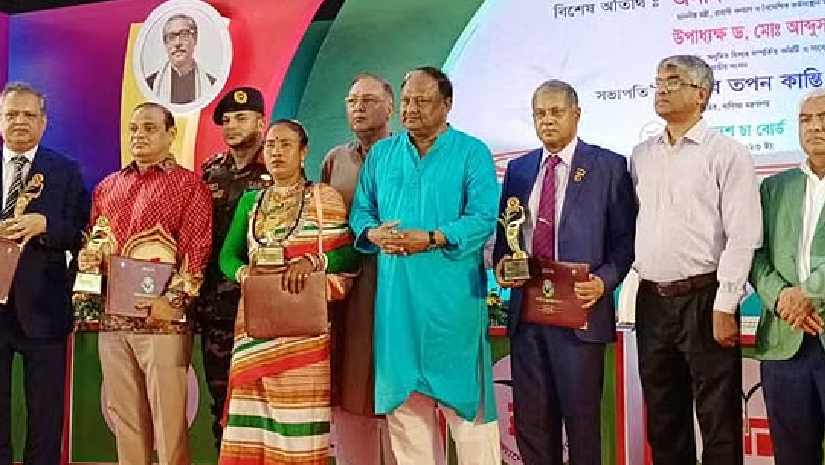 দেশের মানুষ প্রতিদিন ১৭ কোটি কাপ চা পান করেন: বাণিজ্যমন্ত্রী