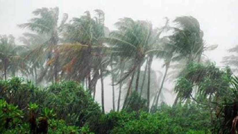  ৮০ কি.মি. বেগে ঝোড়ো হাওয়াসহ বজ্রবৃষ্টির সম্ভাবনা