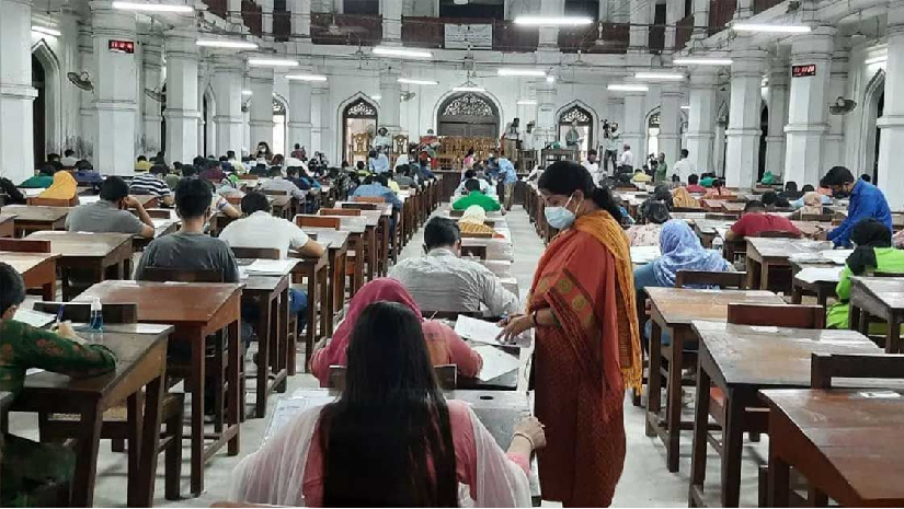 ভর্তি পরীক্ষার্থী