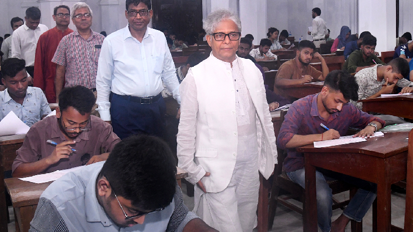 ১৫৫৫ আসনের বিপরীতে পরীক্ষায় বসছে ১৪ হাজার শিক্ষার্থী