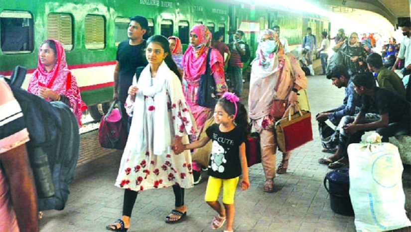 এবার ঈদের সরকারি ছুটি একদিন বাড়তে পারে