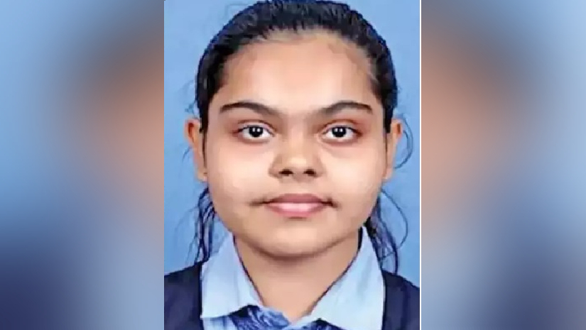 কার্ডিয়াক অ্যারেস্টে দ্বাদশ শ্রেণির ছাত্রীর মৃত্যু