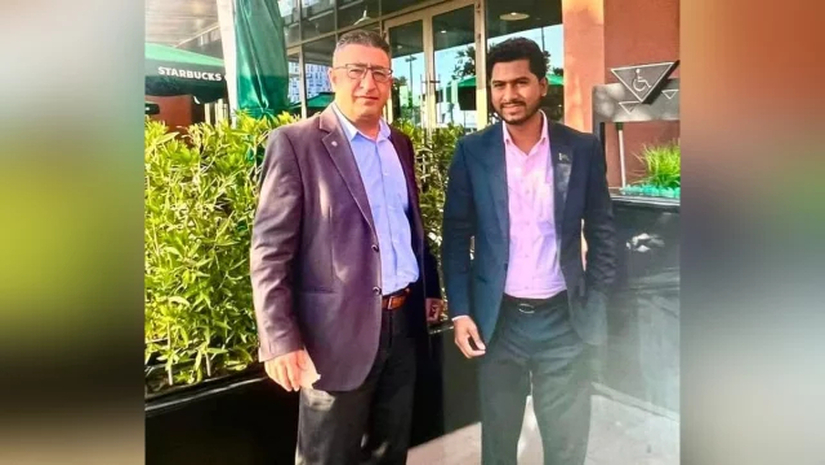 ইসরাইলী নাগরিক মেন্দি এন সাফাদির সঙ্গে নুরুল হক নুর