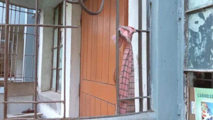 ইবির জিয়া হলে কাটা গ্রিল
