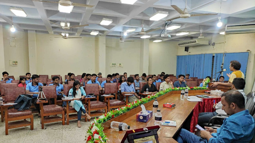 ক্যাম্পাস সাংবাদিকতায় বুনিয়াদি প্রশিক্ষণ