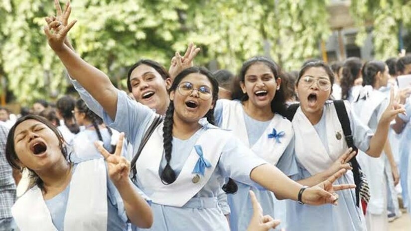 ঢাকা বোর্ডে জিপিএ-৫ পেয়েছে ৪৬ হাজার শিক্ষার্থী