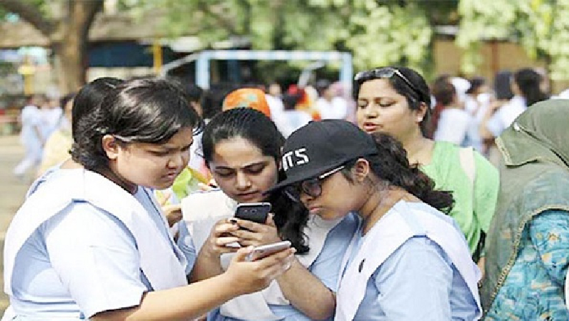 ৫ বছরের মধ্যে সর্বনিম্ন পাসের হার ঢাকা বোর্ডে 