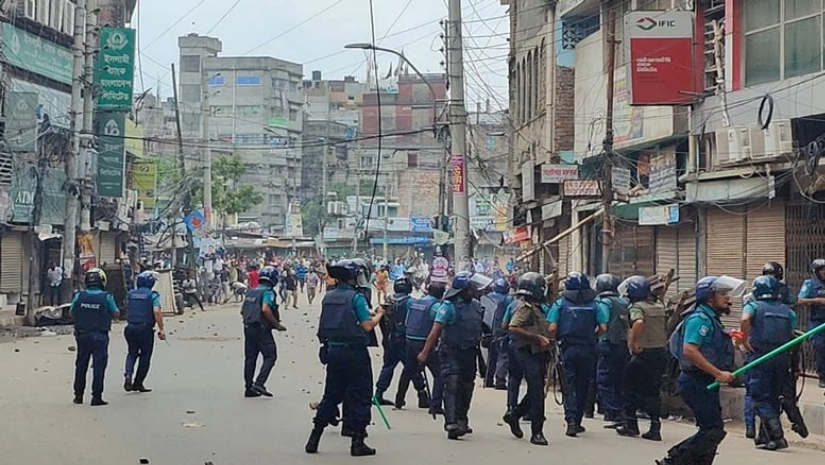 গতকার পুলিশের সাথে বিএনপি নেতাকর্মীদের সংঘর্ষ