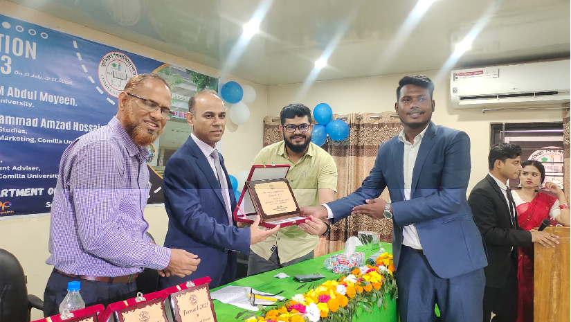 মার্কেটিং বিভাগের নবীনবরণ ও প্রবীণ বিদায় অনুষ্ঠানে উপাচার্য আবদুল মঈন