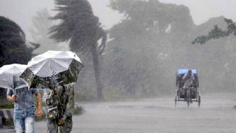বৃষ্টি বেড়ে কমতে পারে দিনের তাপমাত্রা