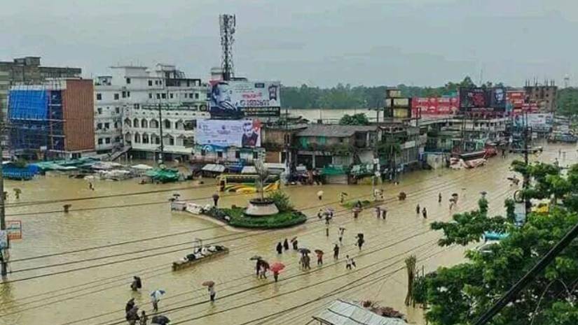 চট্টগ্রাম–কক্সবাজার মহাসড়কের কেরাণী হাট এলাকা