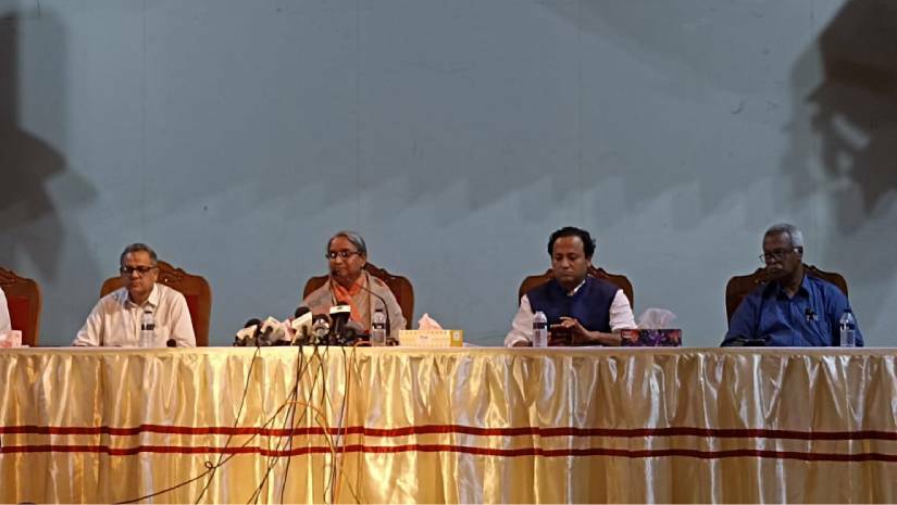 শিক্ষামন্ত্রীর ব্রিফিং