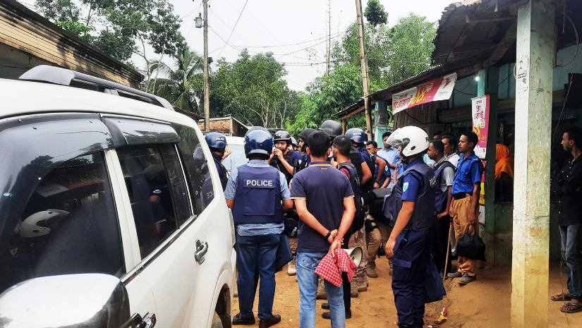 মৌলভীবাজারে অভিযানে আইনশৃঙ্খলা বাহিনীর সদস্যরা