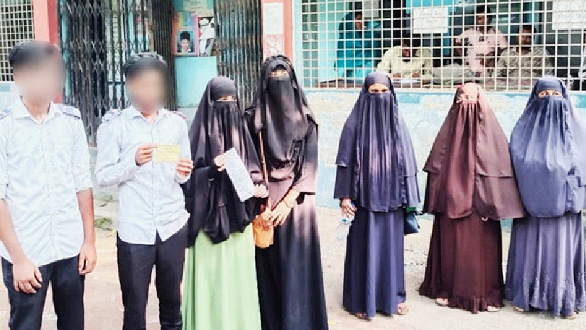 ভুক্তভোগী শিক্ষার্থীরা